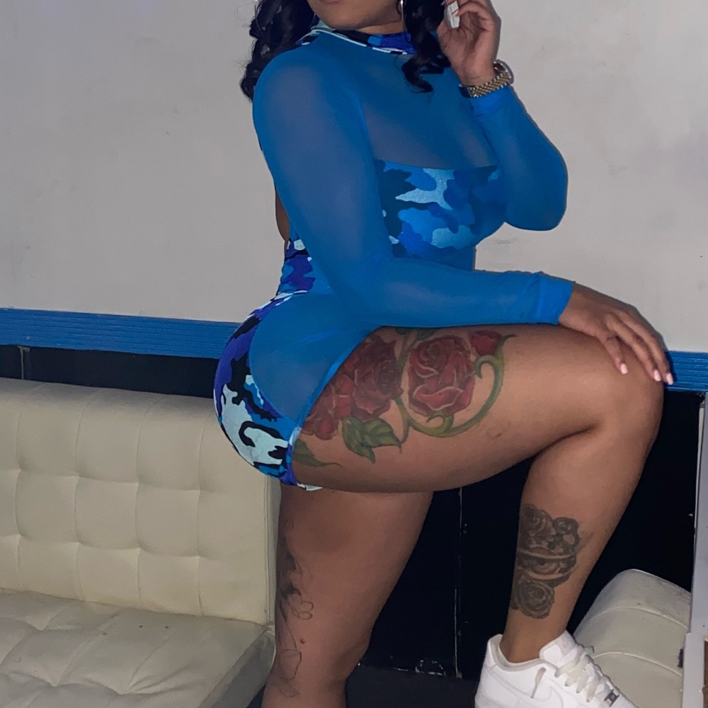 custom romper - Picture 1 of 2
